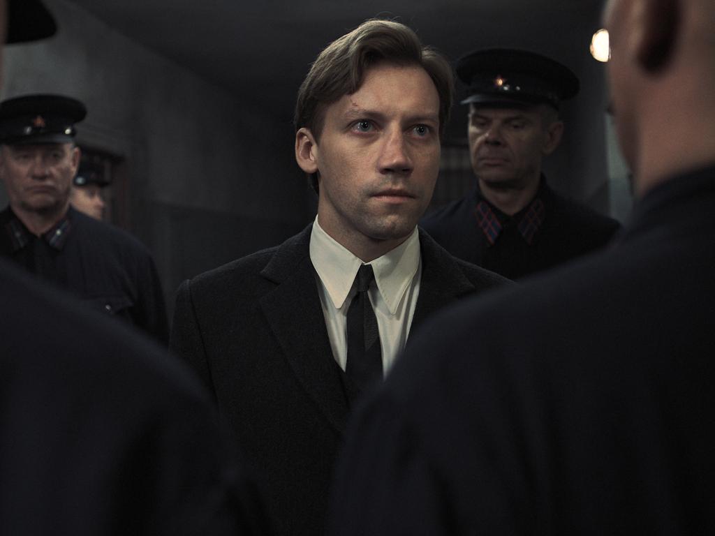 Deux procureurs - &copy; Andrejs Strokins - SBS Productions